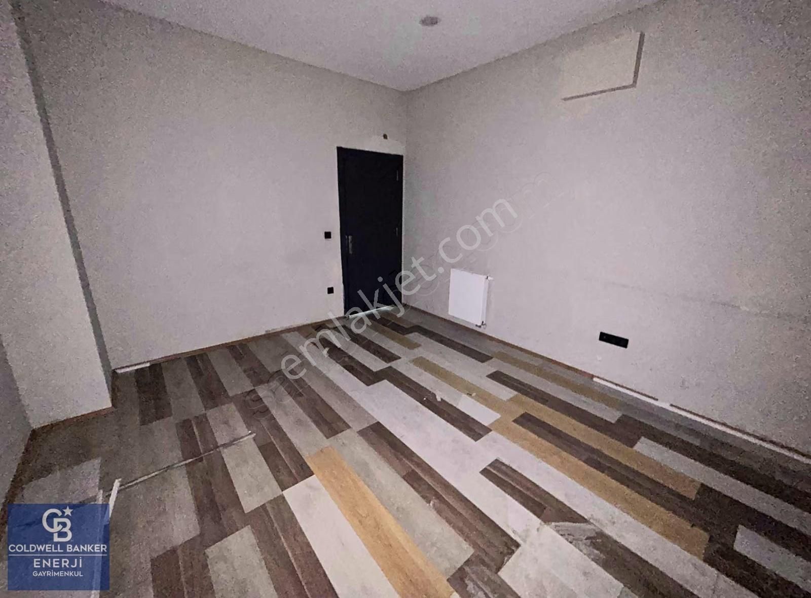 Avcılar Kiralık 2+1 Ofis E-5' E 100 M. Mesafede Metrobüse Yakın - Görsel 24