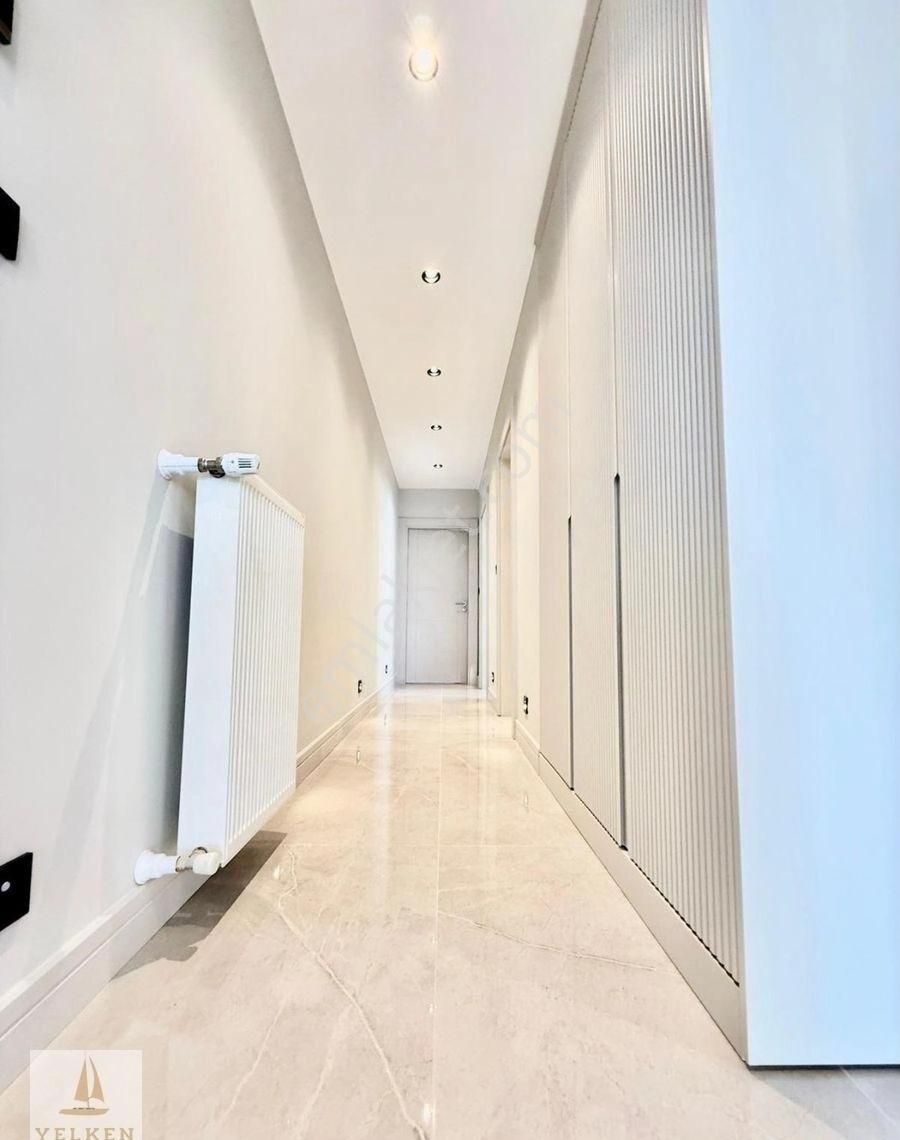 Fenerbahçe'de Deniz Ve Marina Manzaralı 2+1 Ebeveynli Boş Yeni - Görsel 14