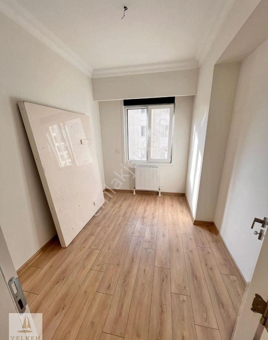 Feneryolu'nda 3+1 Balkonlu Ebeveyn Banyolu 1 Yıllık - Görsel 17