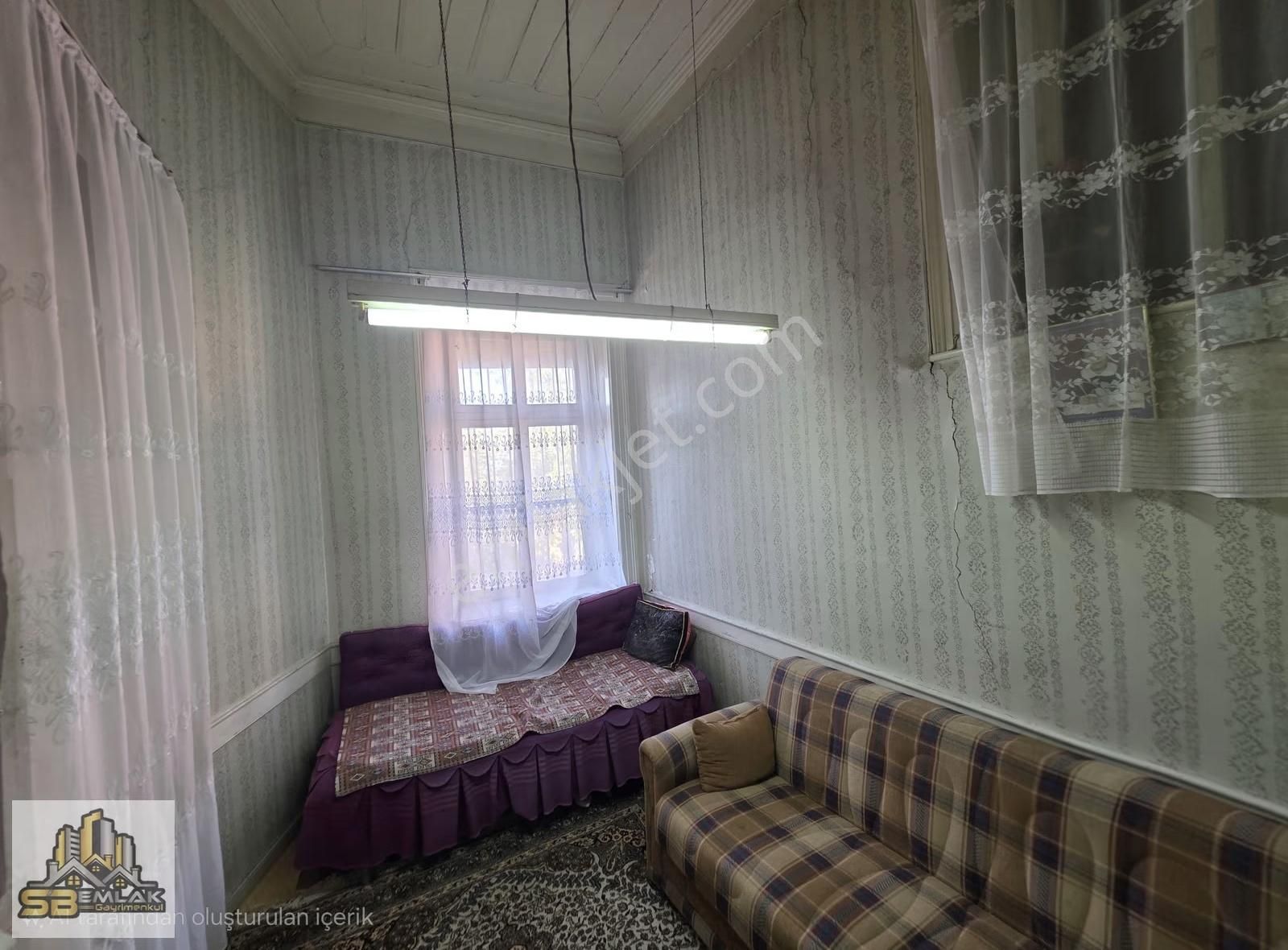 İzmir Tire Sb Emlak Ofisinden Merkezde Tarihi Konak - Görsel 10