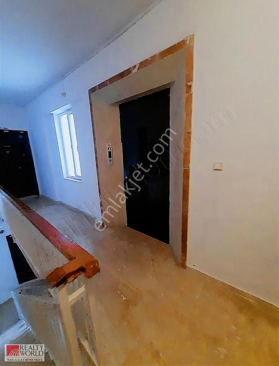 Liman Da Site İçi Doğalgaz Kombili 2+1 Eşyalı Daire - Görsel 17