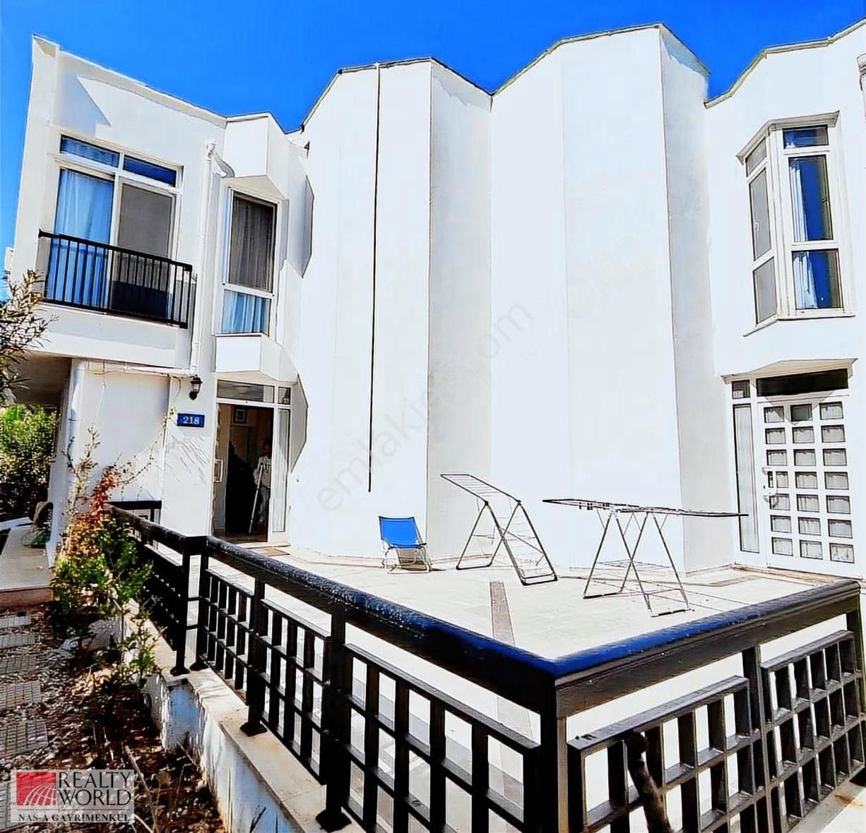 Kemer Çamyuva Özel Plajlı Satılık 2+1 Lüks Villa |havuzlu Sitede - Görsel 3