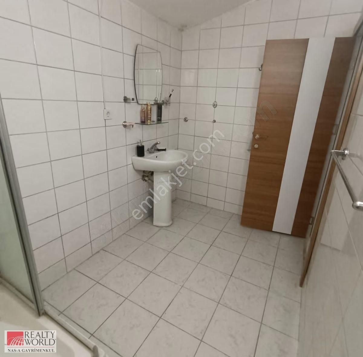 Altınkum Mah. Ana Cadde Üzerinde Satılık 5+1 Dubleks Daire - Görsel 7