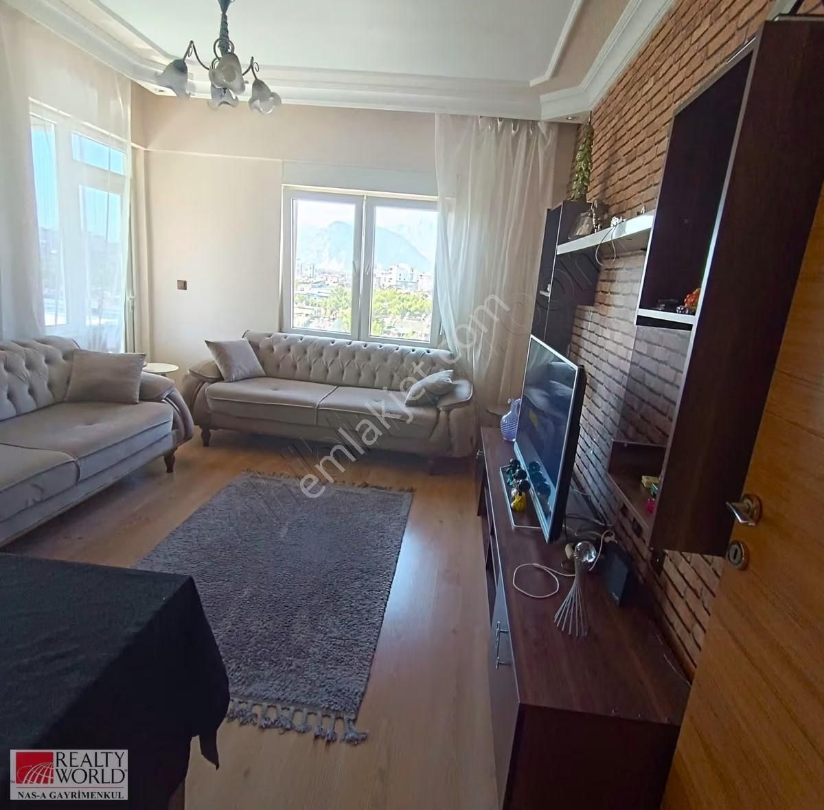 Altınkum Mah. Ana Cadde Üzerinde Satılık 5+1 Dubleks Daire - Görsel 9