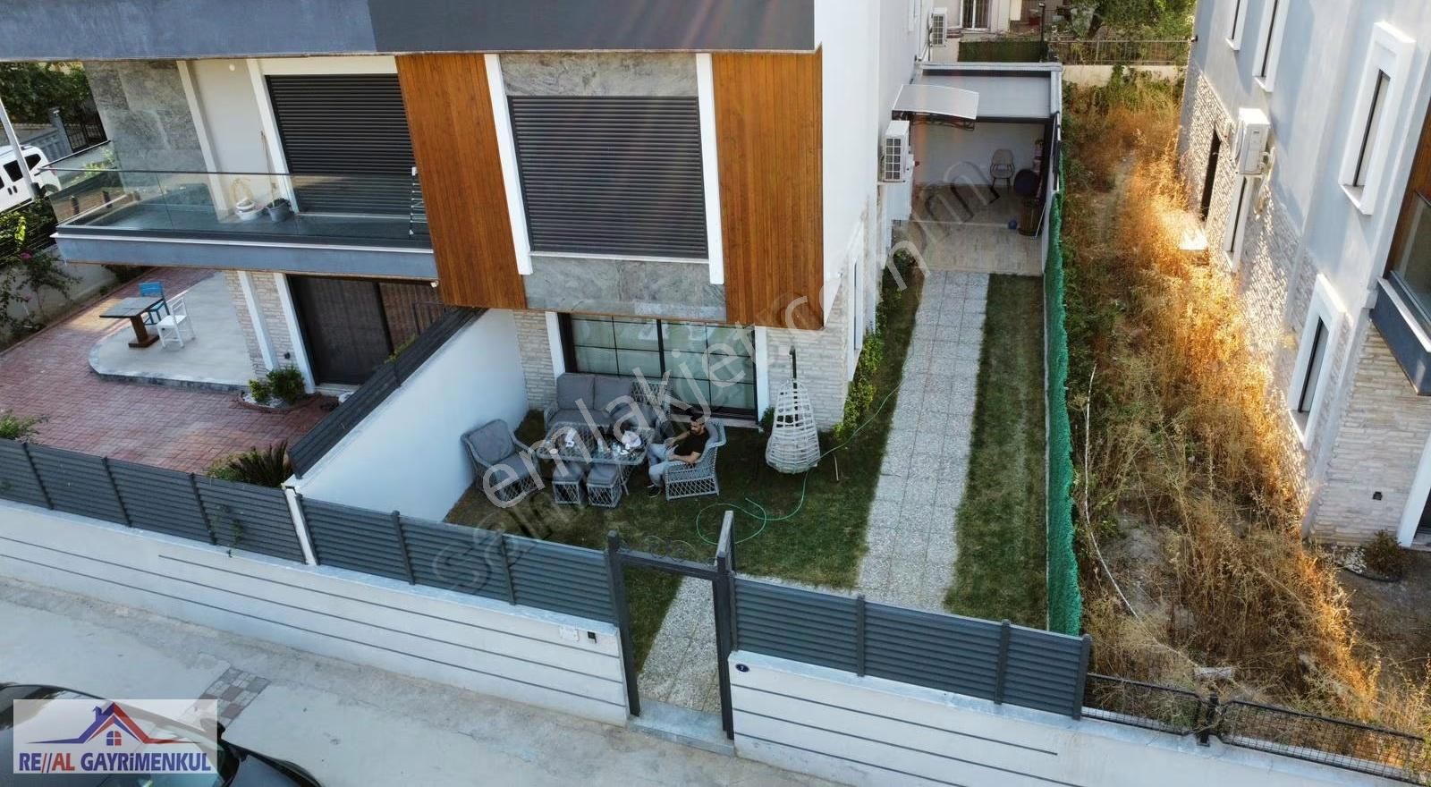 Real Gayrimenkul Kemalpaşa'da Önü Asla Kapanmaz Lüks 4+1 Villa - Görsel 19