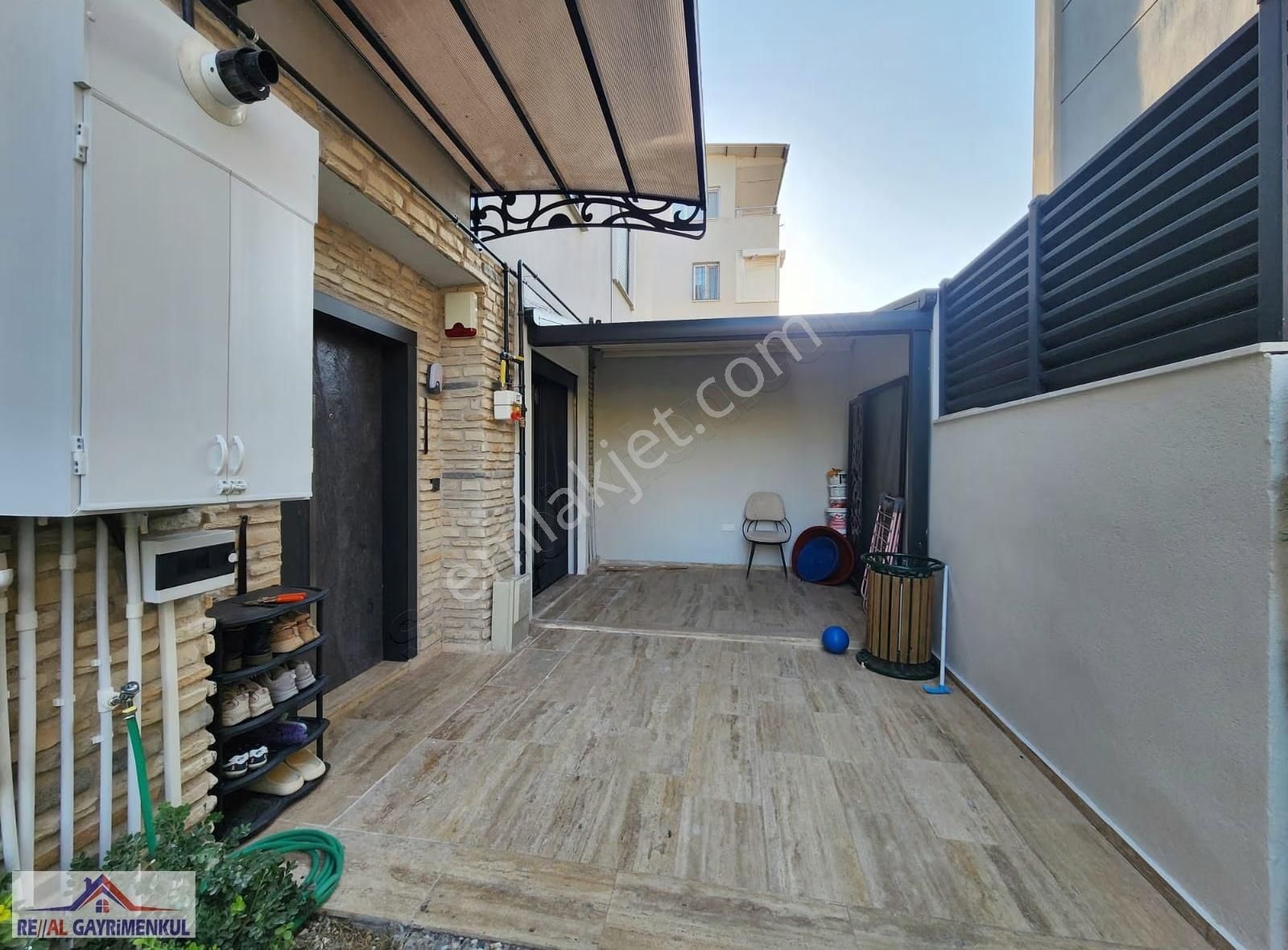 Real Gayrimenkul Kemalpaşa'da Önü Asla Kapanmaz Lüks 4+1 Villa - Görsel 11