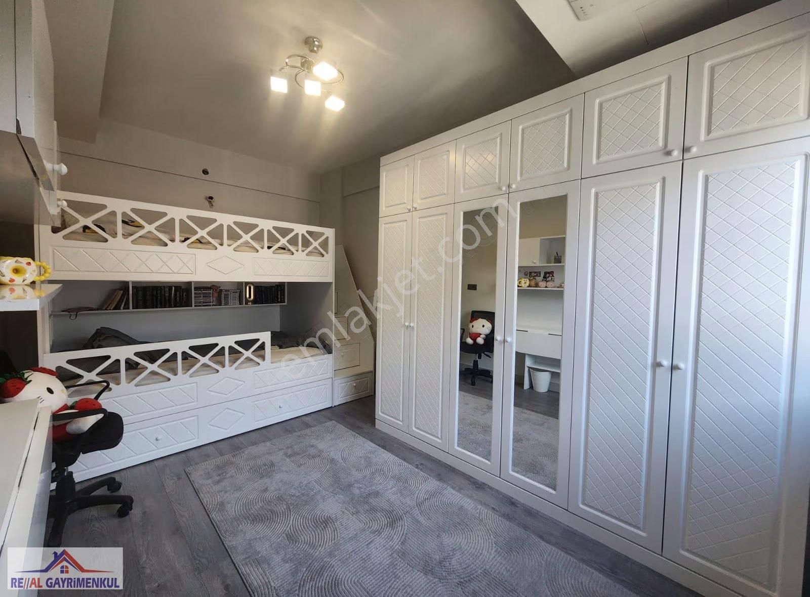 Real Gayrimenkul Kemalpaşa'da Önü Asla Kapanmaz Lüks 4+1 Villa - Görsel 15