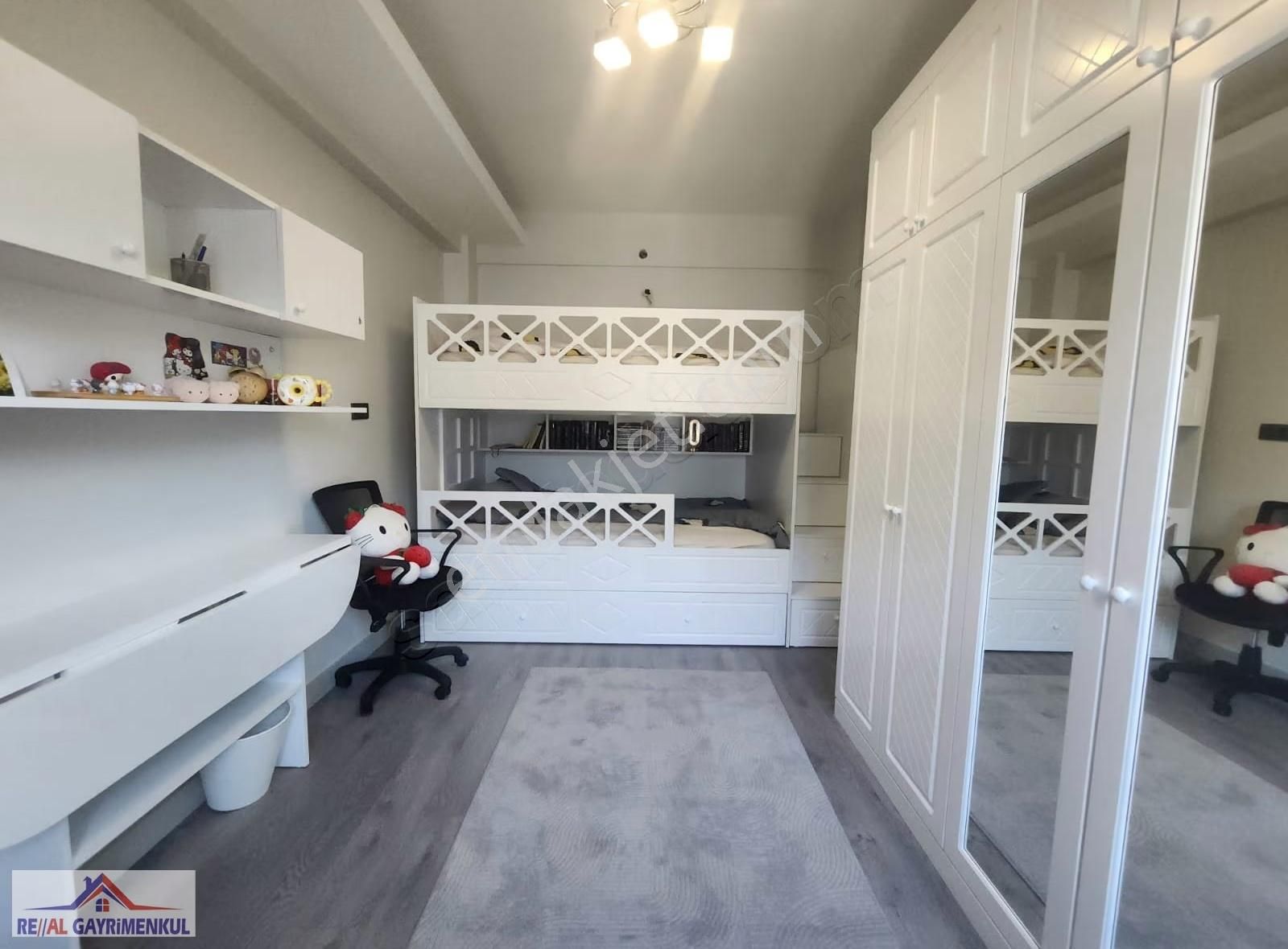 Real Gayrimenkul Kemalpaşa'da Önü Asla Kapanmaz Lüks 4+1 Villa - Görsel 21