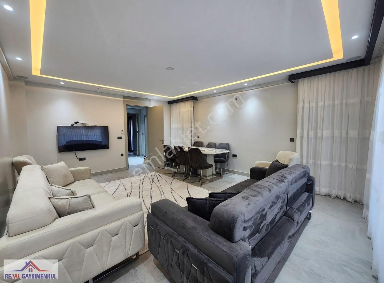 Real Gayrimenkul Kemalpaşa'da Önü Asla Kapanmaz Lüks 4+1 Villa - Görsel 3