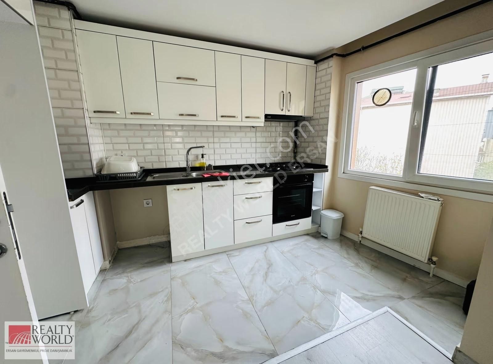 Realty World'den Kemerburgaz'da Kiralık 1+1 77m2 Arakat Daire - Görsel 13