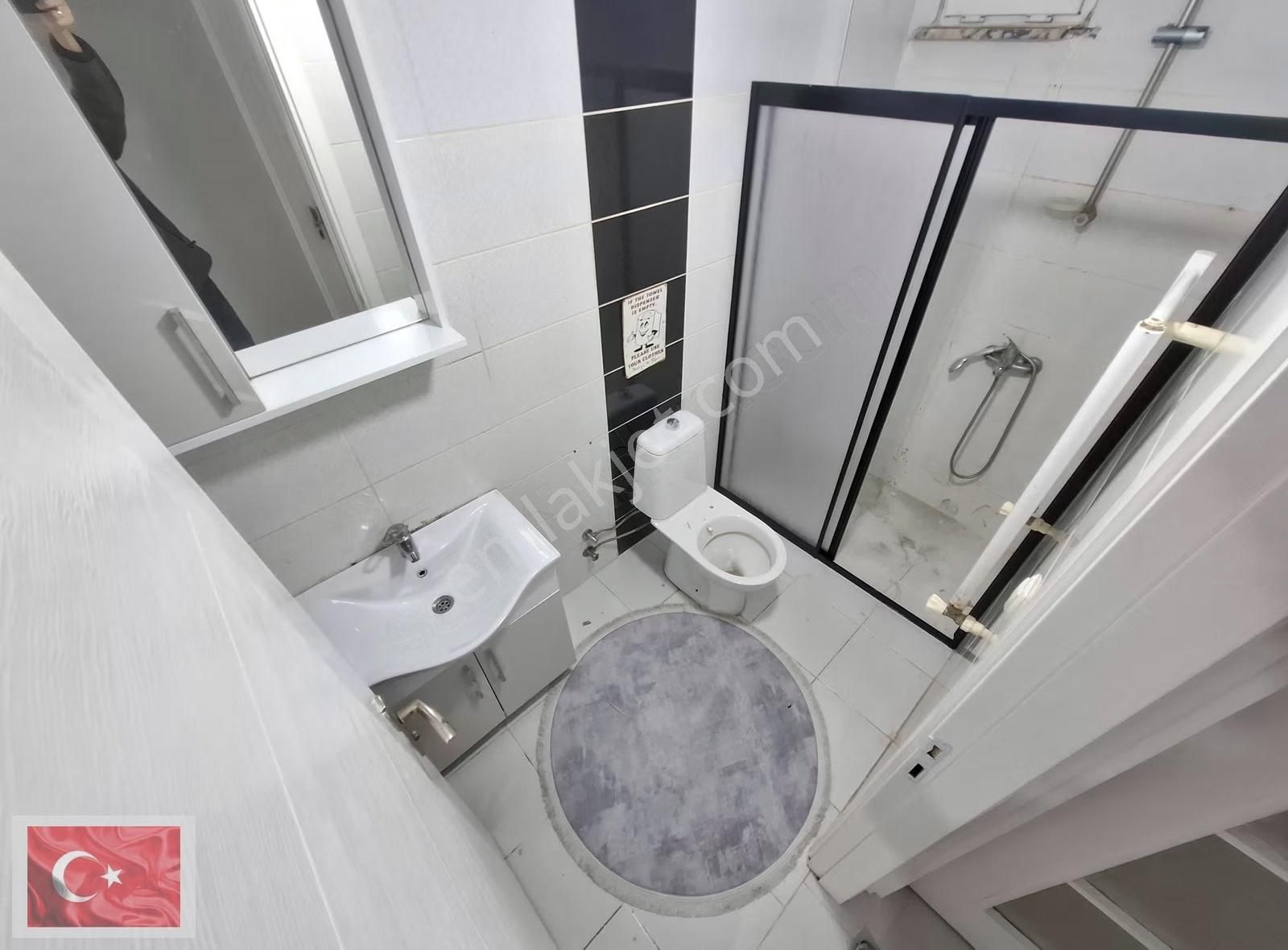 Metroya Yakın Yüksek Giriş 1+1 Ful Eşyalı 35,000tl Kira Garantli - Görsel 20