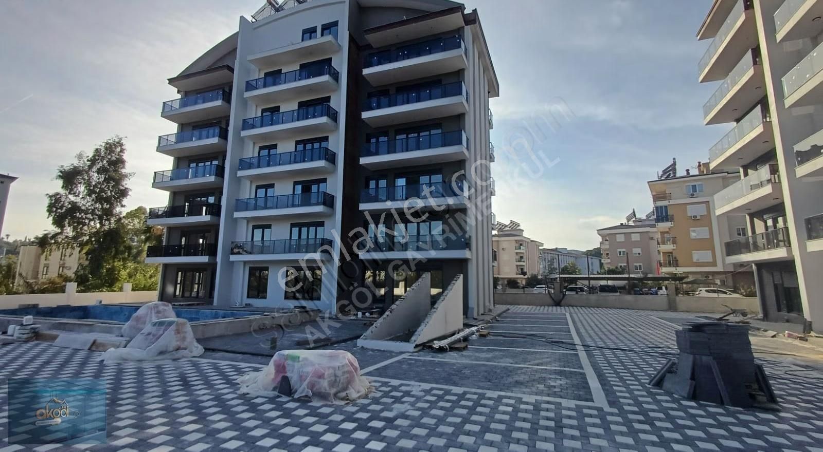 Antalya Aksu Barbaros Mh Satılık 2+1 Site İçi Havuzlu Sıfırdaire