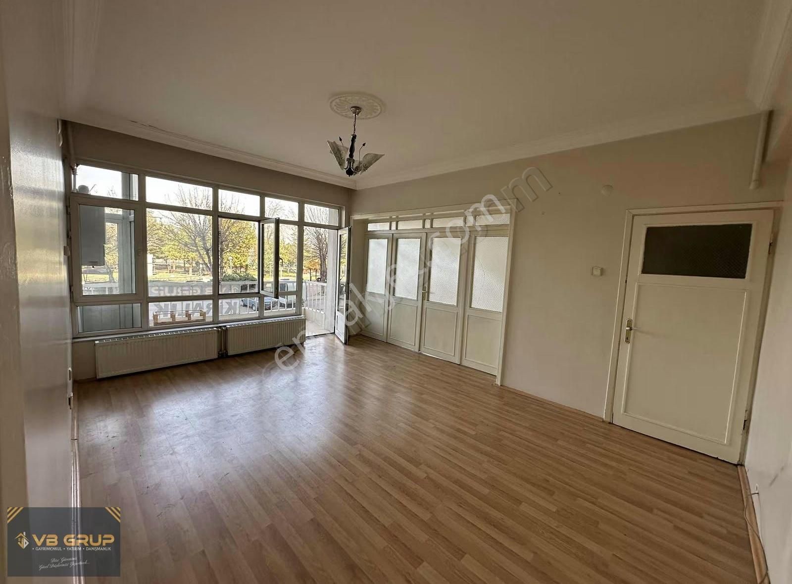 Vb Gruptan Bozantı Caddesinde Kiralık 3+1 Daire - Görsel 10