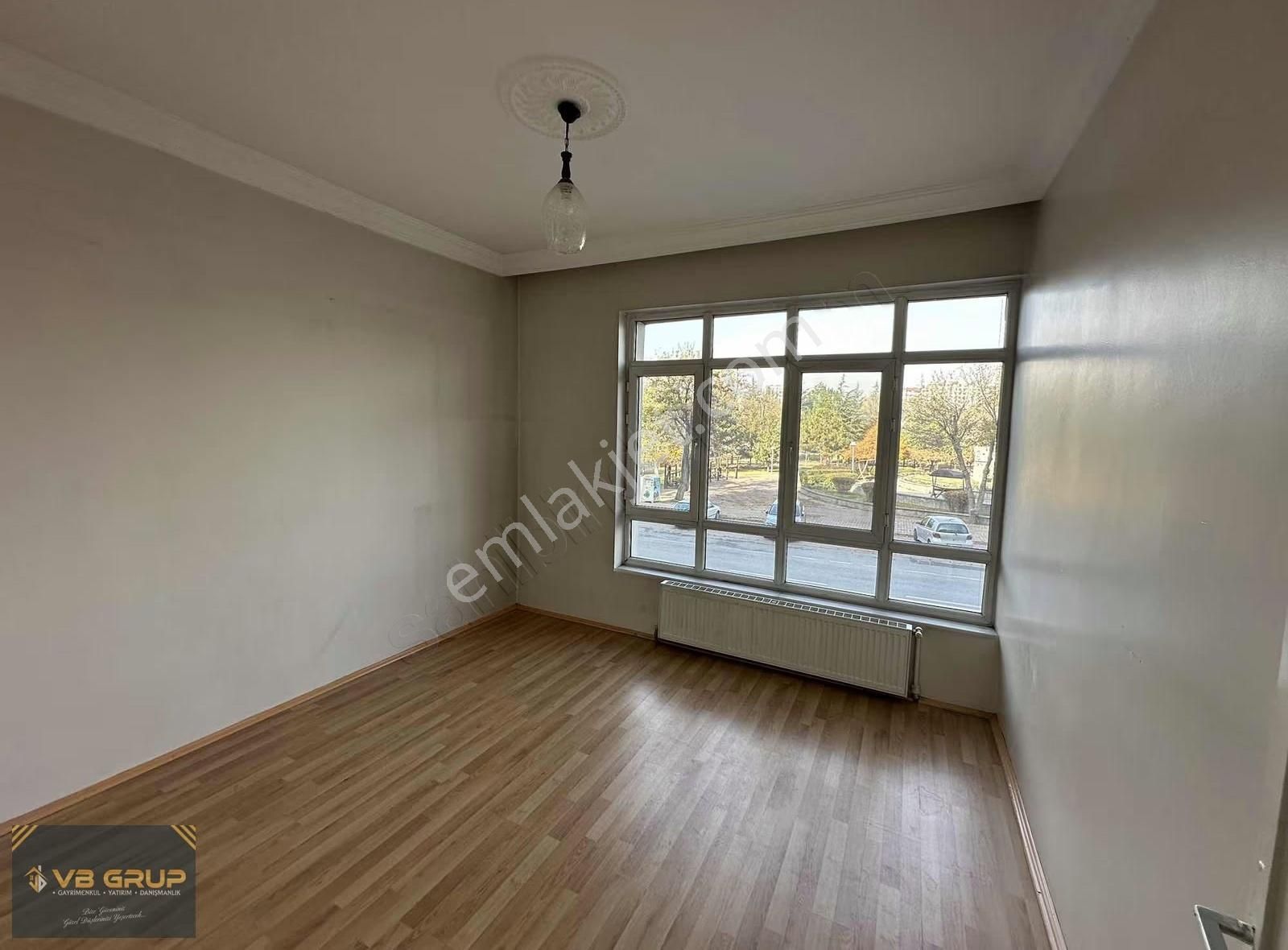Vb Gruptan Bozantı Caddesinde Kiralık 3+1 Daire