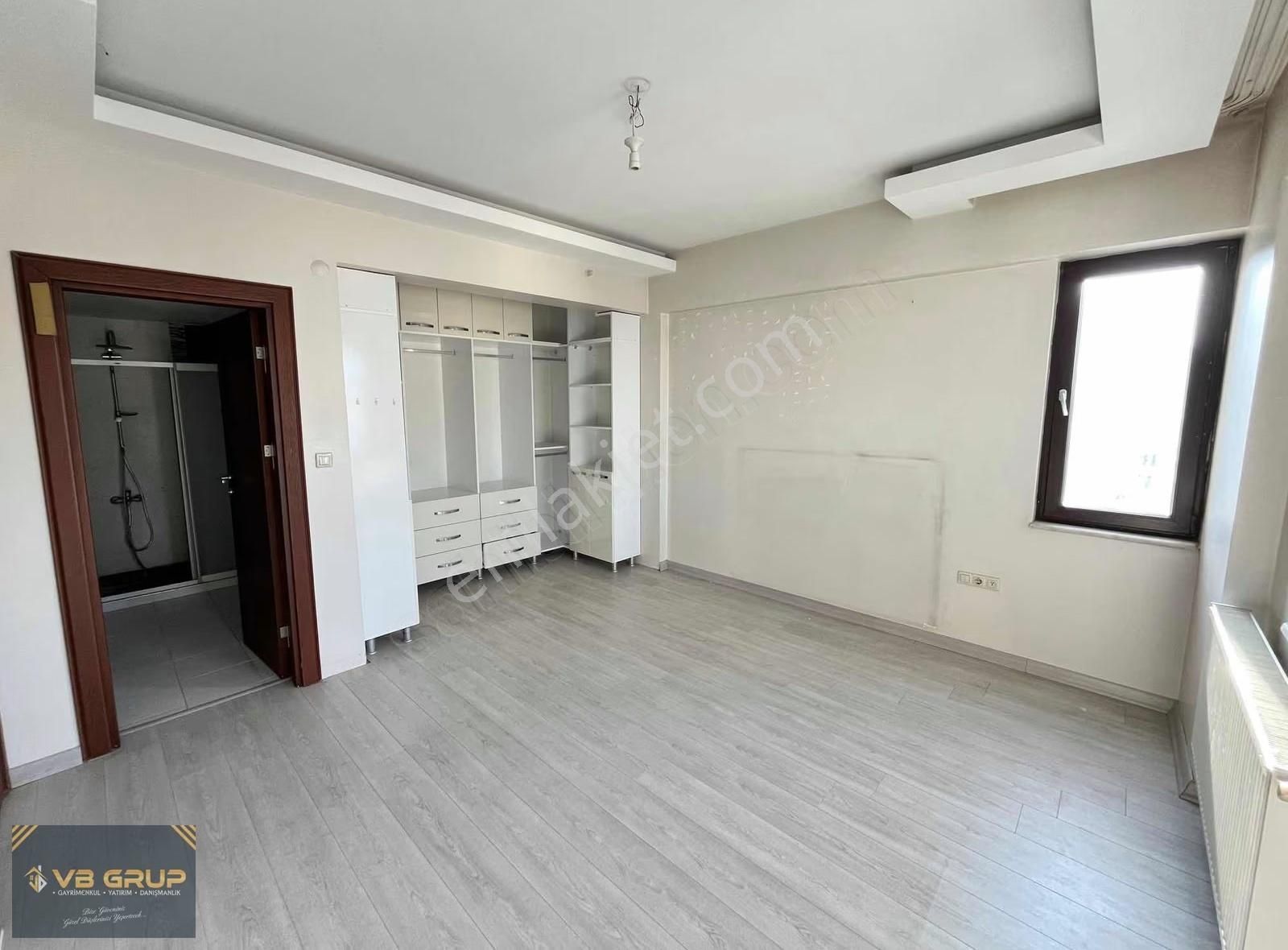 Bahçelievler'de 3+1 Geniş Giyinme Odalı Lokasyonlu Temiz Daire - Görsel 24