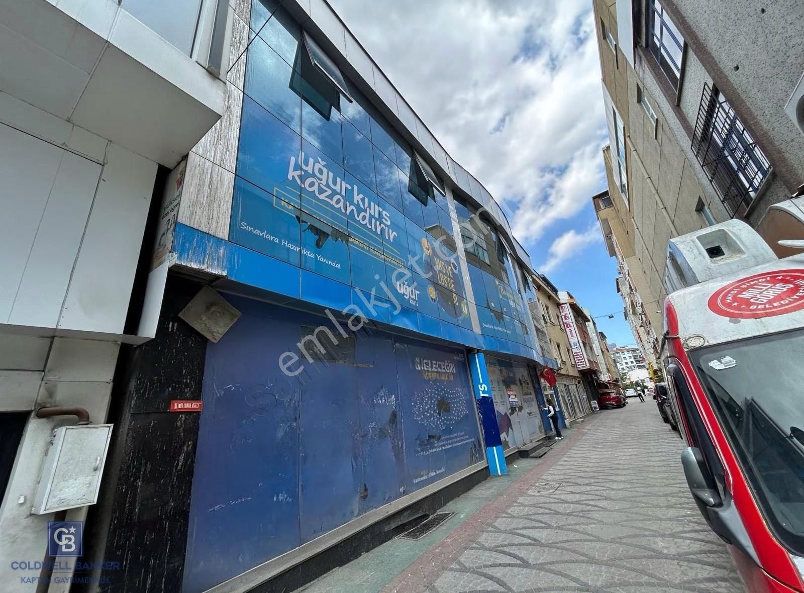 75.000 Tl Kira Getirili Metro Yanı 250 M² Satılık Ofis Katı - Görsel 15