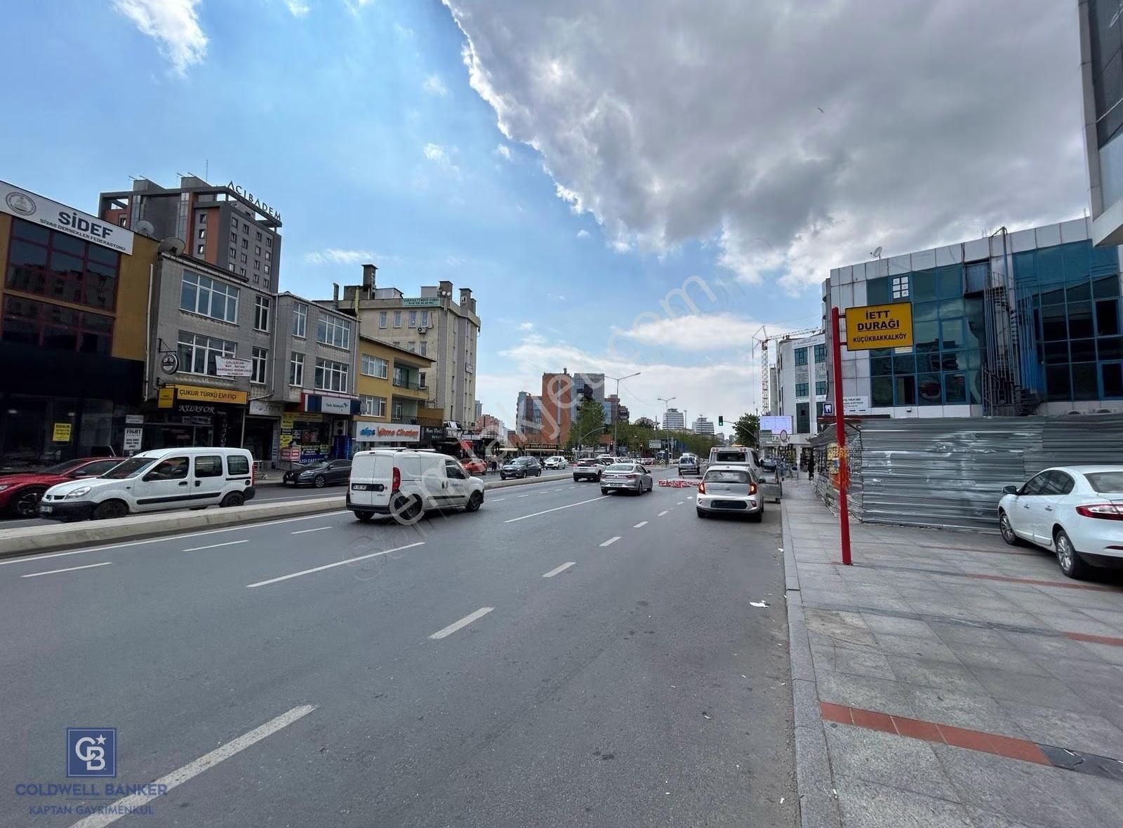 75.000 Tl Kira Getirili Metro Yanı 250 M² Satılık Ofis Katı - Görsel 9