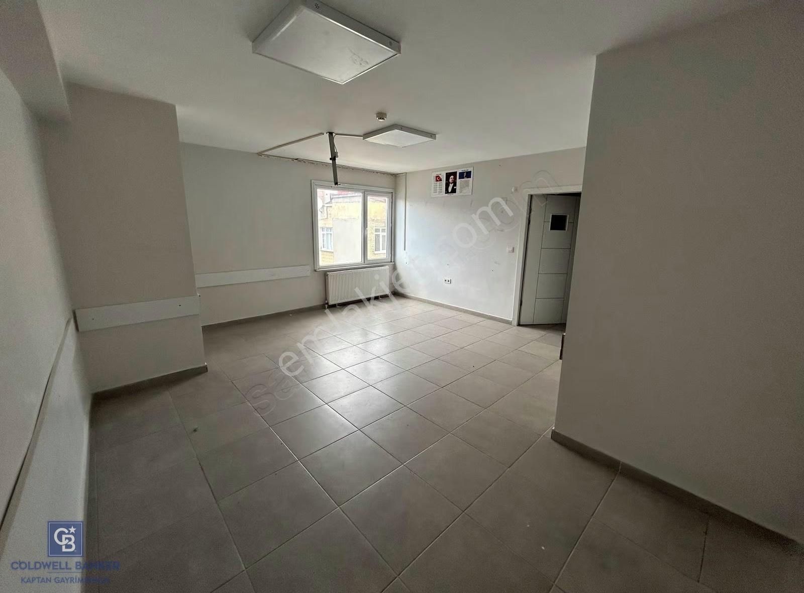 75.000 Tl Kira Getirili Metro Yanı 250 M² Satılık Ofis Katı - Görsel 10