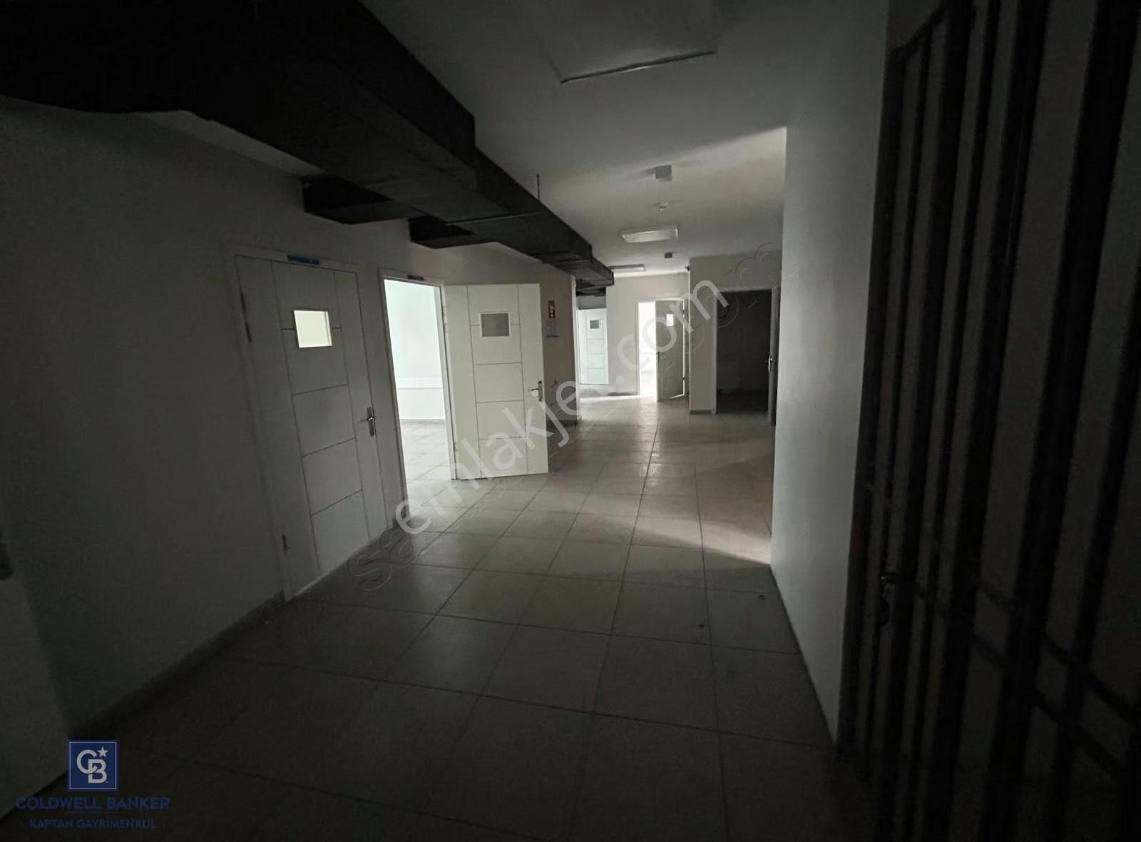 75.000 Tl Kira Getirili Metro Yanı 250 M² Satılık Ofis Katı - Görsel 12