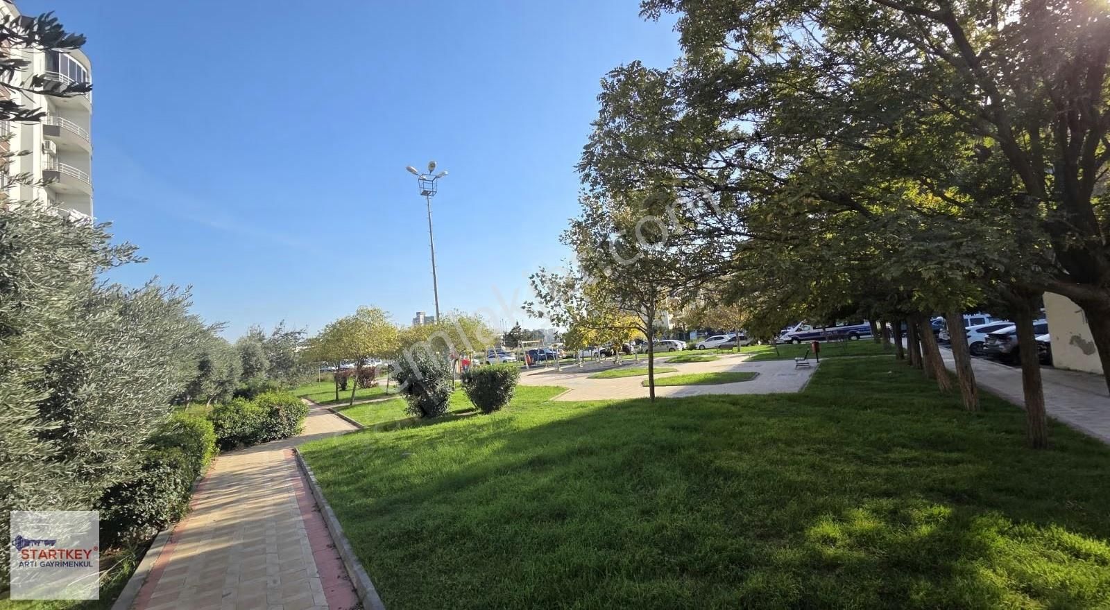 Ataşehir'de, Tüm Odaları Park Manzaralı, Satılık 3+1 Geniş Daire - Görsel 24