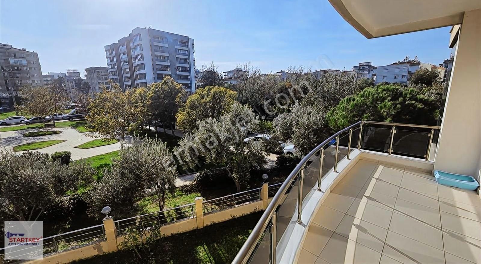 Ataşehir'de, Tüm Odaları Park Manzaralı, Satılık 3+1 Geniş Daire - Görsel 17