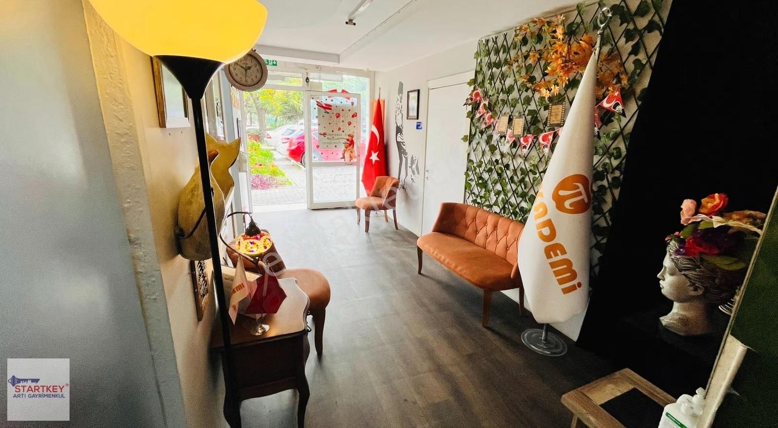 Karşıyaka Bahriye Üçok Bulvarında Cadde Üstü Satılık Dükkan - Görsel 13