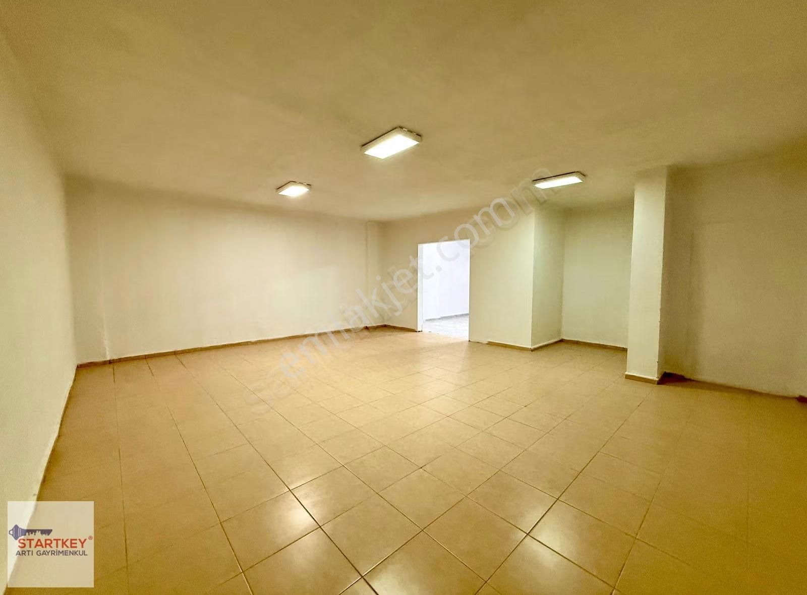 Tire İstasyon Caddesi Satılık Batar Katlı Geniş Cepheli Dükkan - Görsel 12