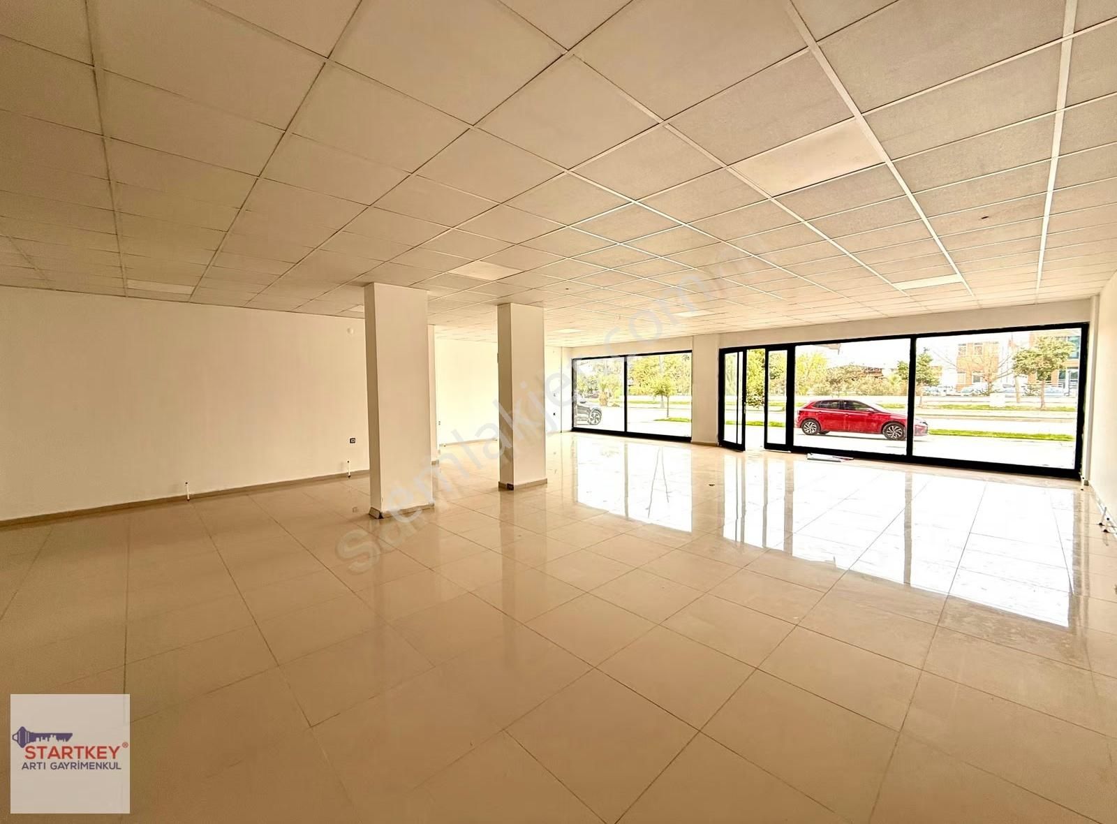 Tire İstasyon Caddesi Satılık Batar Katlı Geniş Cepheli Dükkan - Görsel 31