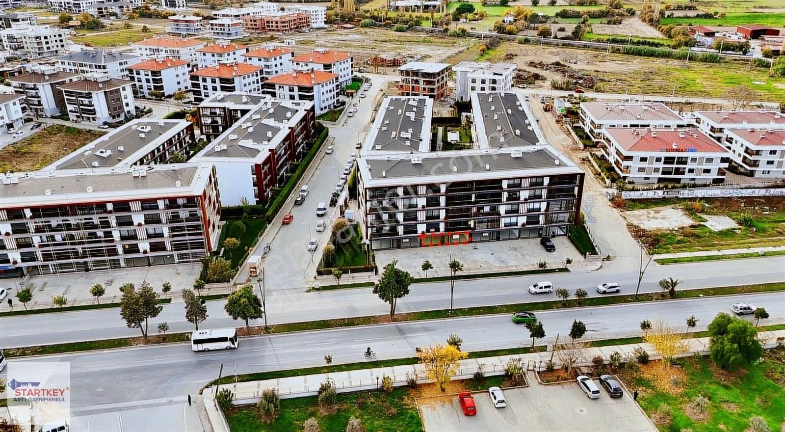 Tire İstasyon Caddesi Satılık Dükkan