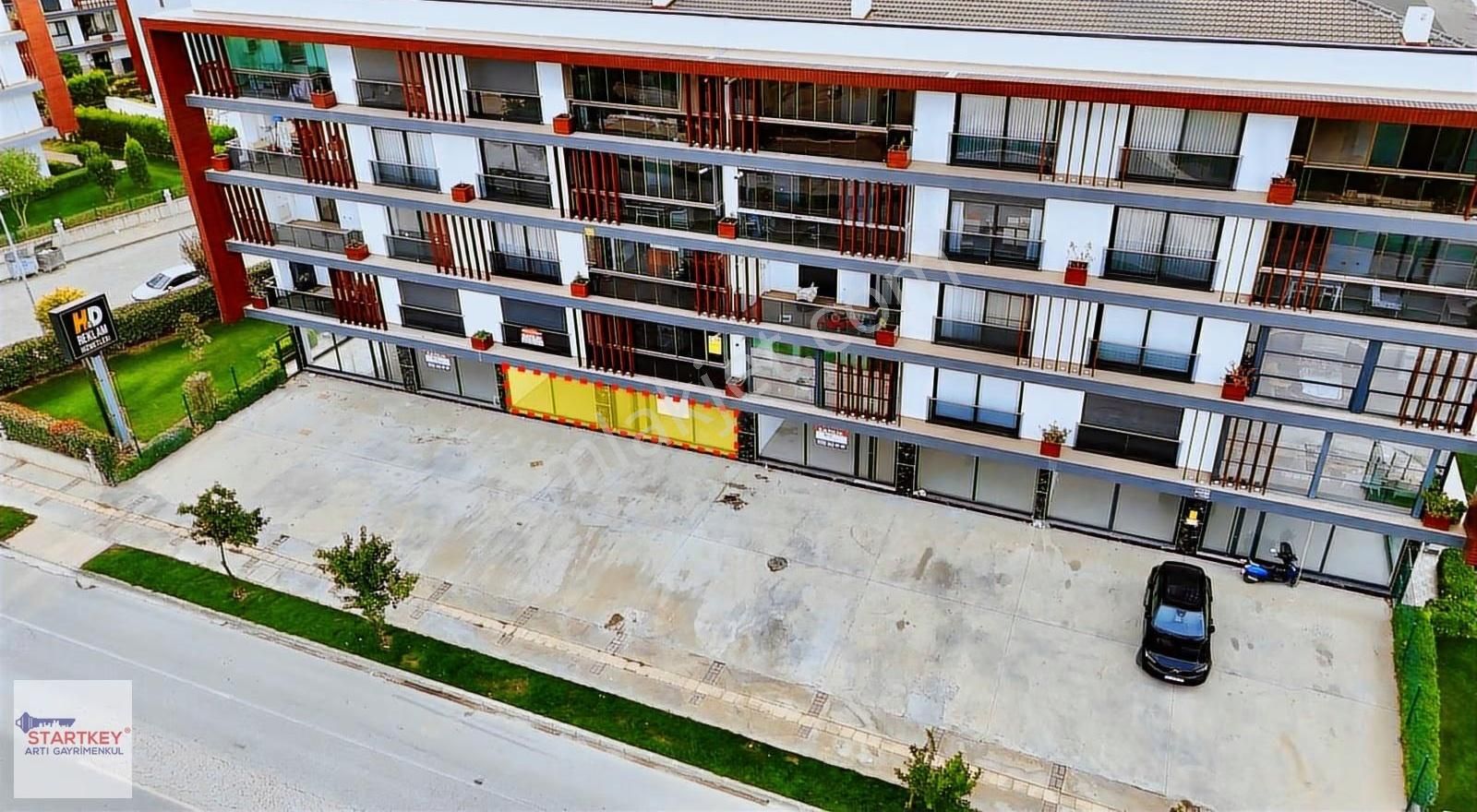 Tire İstasyon Caddesi Satılık Dükkan - Görsel 3