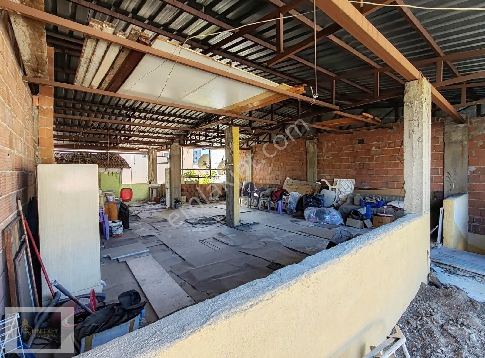 Bornova Osmangazide 2 Katlı Geniş Satılık Müstakil Ev - Görsel 6