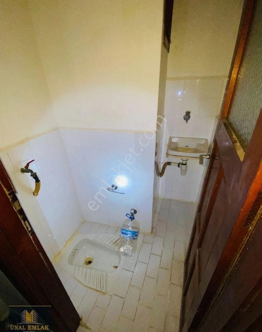 Ünal Emlak'tan Bandırma Hacıyusuf-vecihibey Cad.de 2+1 Kombili Ara Kat - Görsel 12
