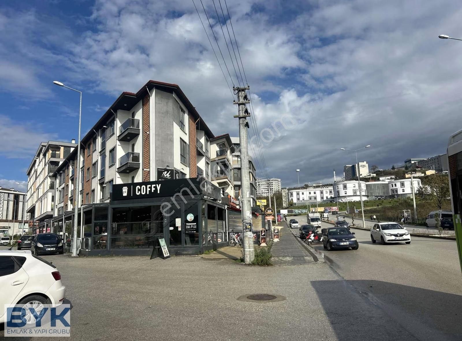 Byk' Dan! Cadde Üzeri! Kredi Sınırsız! Eşyalı! Kiracılı! 1+1! - Görsel 15