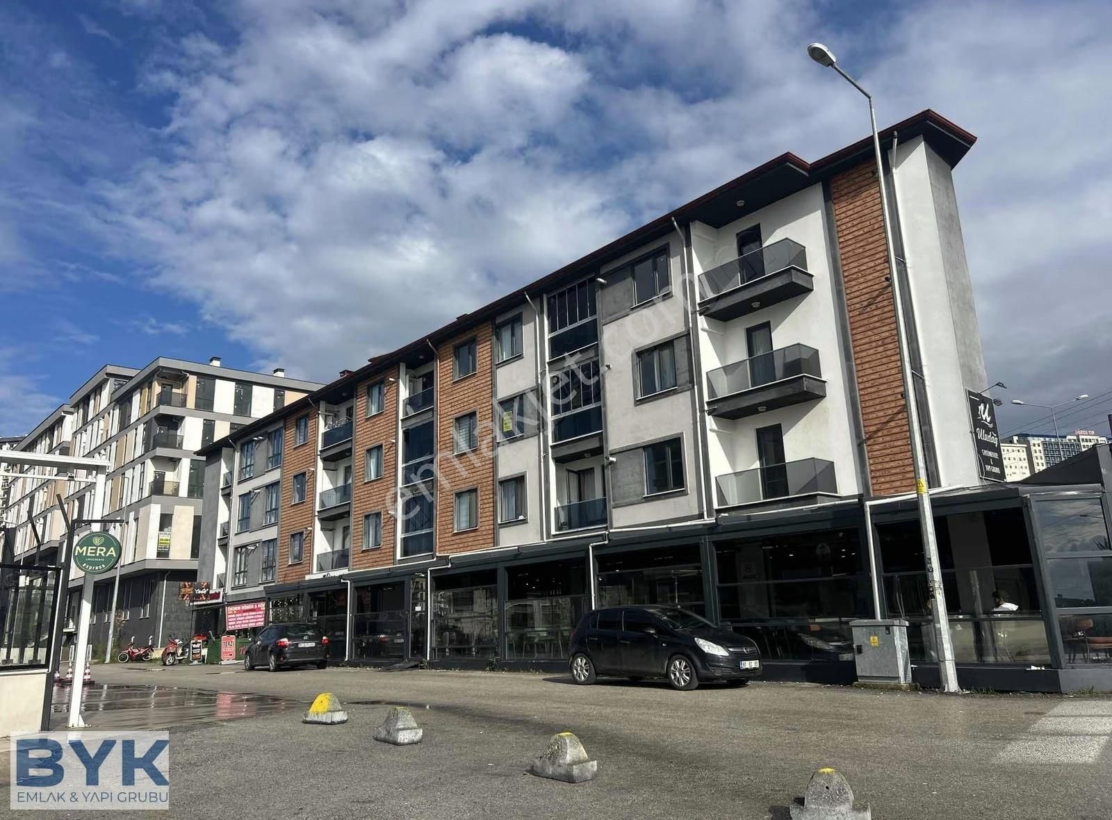 Byk' Dan! Cadde Üzeri! Kredi Sınırsız! Eşyalı! Kiracılı! 1+1! - Görsel 12