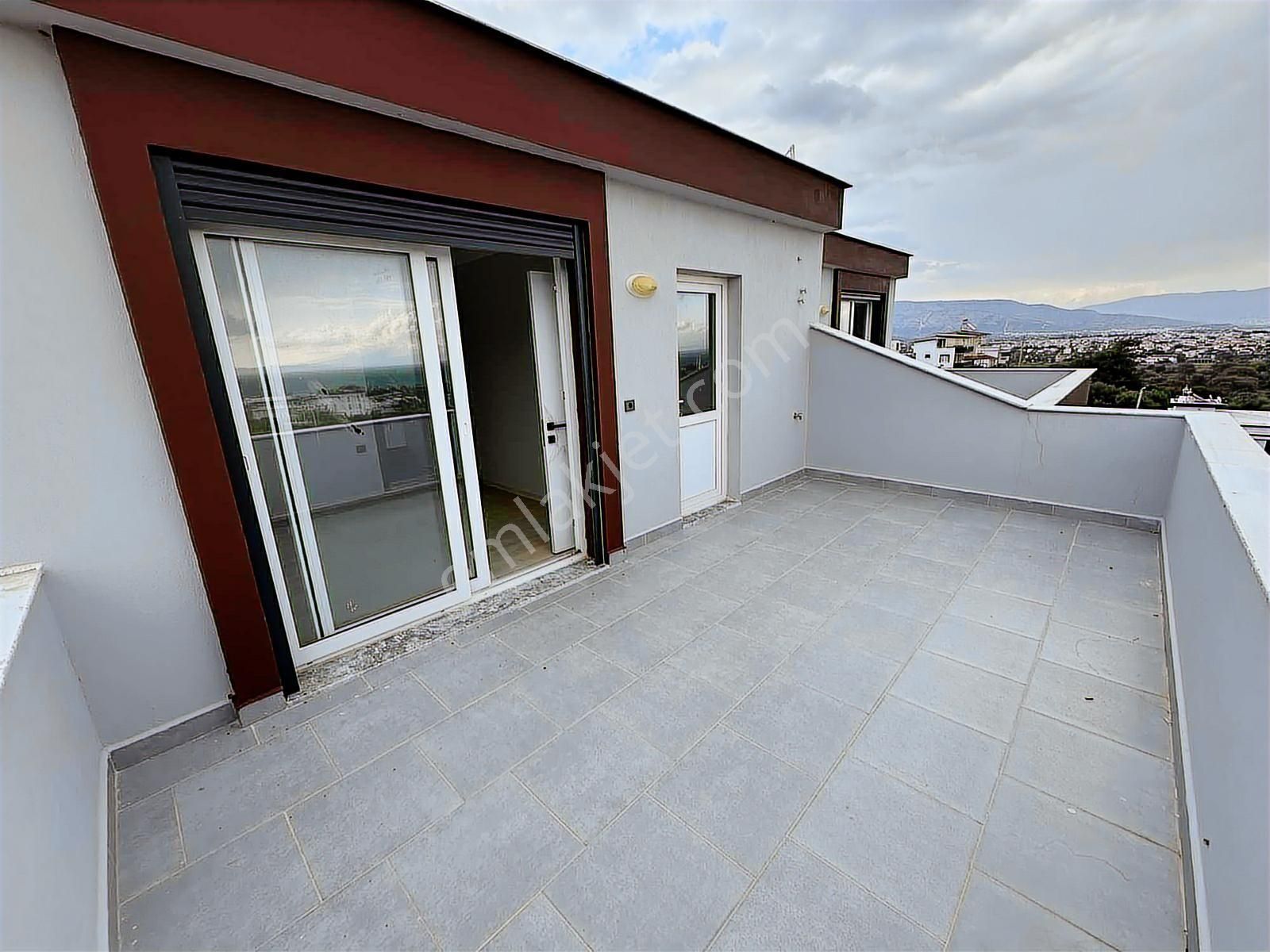 Seferihisar Ürkmez Doğanbey De Satılık 3+1 Villa Deniz Manzaralı - Görsel 15