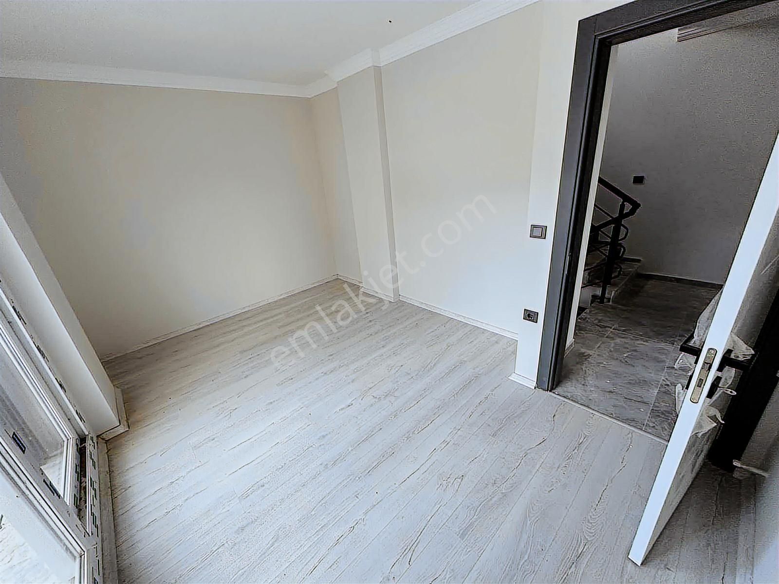 Seferihisar Ürkmez Doğanbey De Satılık 3+1 Villa Deniz Manzaralı - Görsel 29