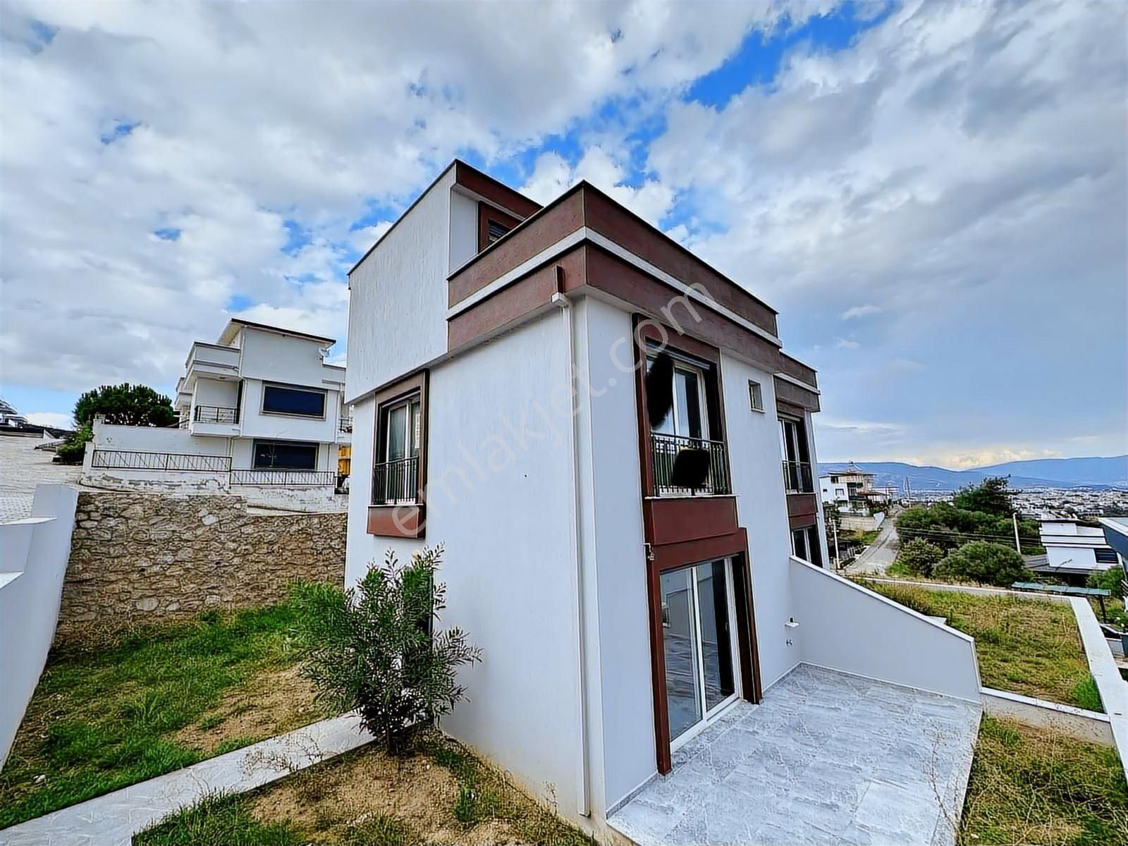 Seferihisar Ürkmez Doğanbey De Satılık 3+1 Villa Deniz Manzaralı - Görsel 21