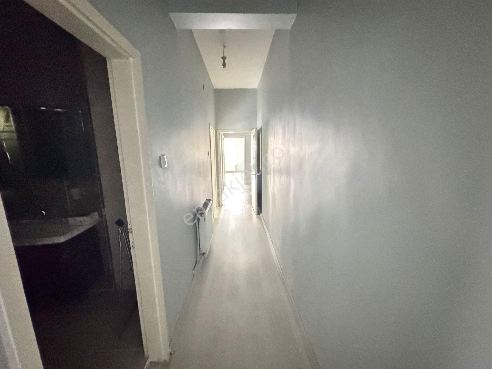 Gata Hastanesine Yürüme Mesafesi 3+1 Giriş Kat Bağımsız Temiz - Görsel 10