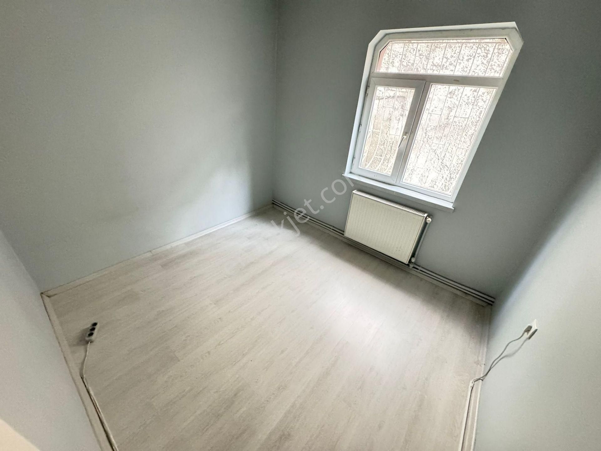 Gata Hastanesine Yürüme Mesafesi 3+1 Giriş Kat Bağımsız Temiz - Görsel 16