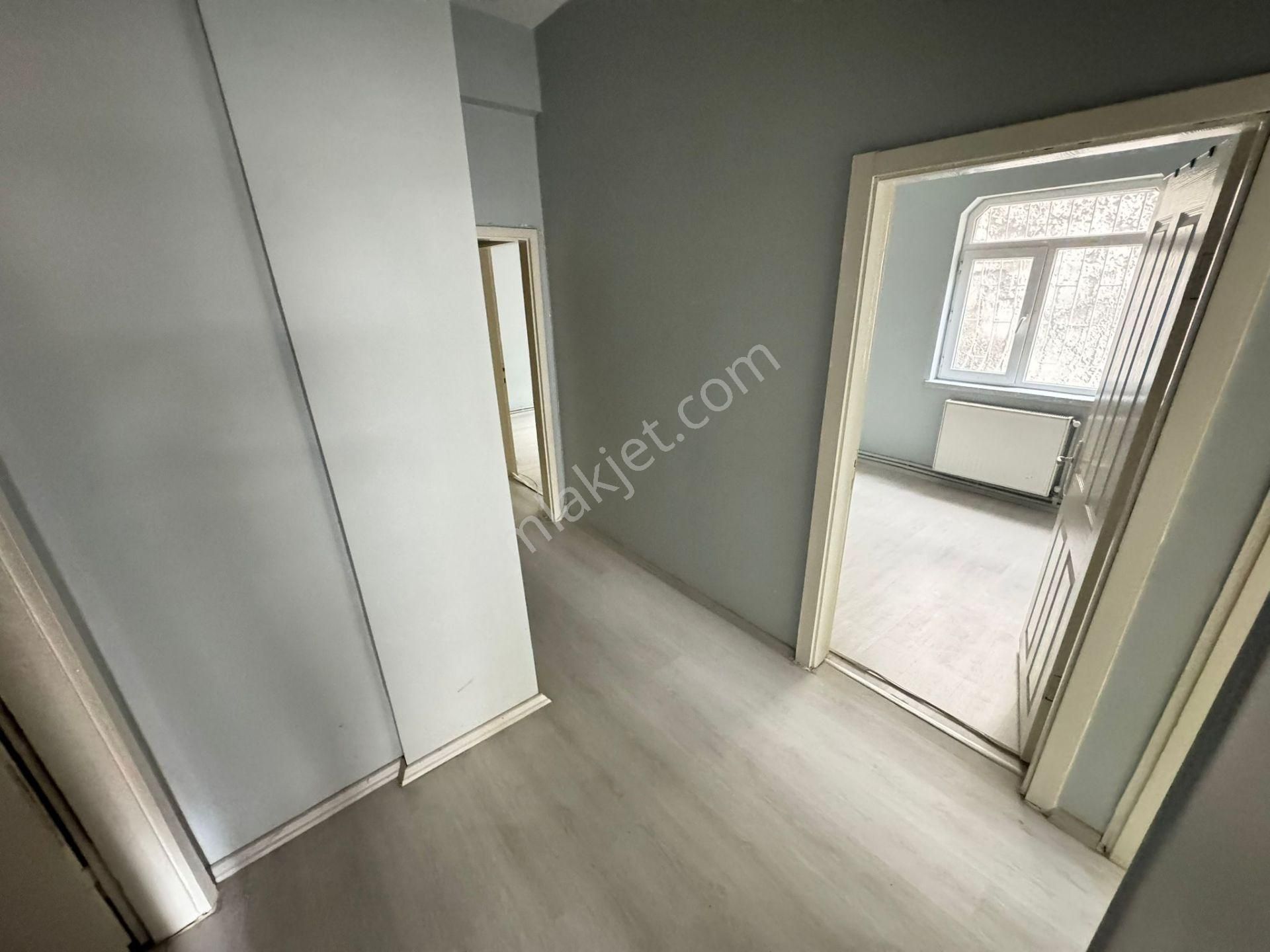 Gata Hastanesine Yürüme Mesafesi 3+1 Giriş Kat Bağımsız Temiz - Görsel 15