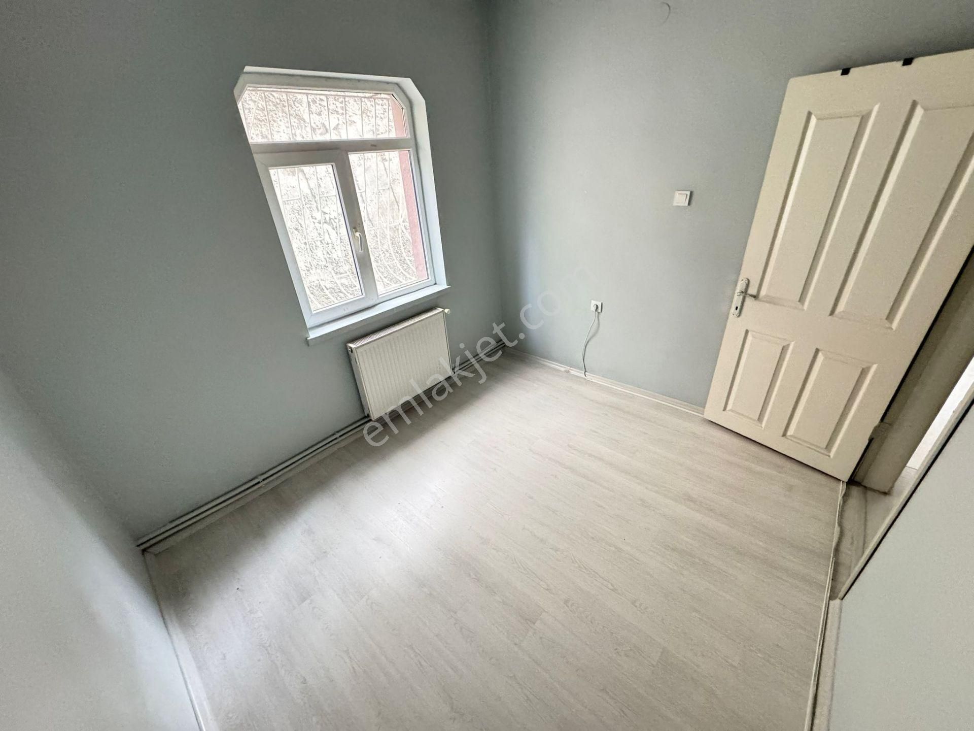 Gata Hastanesine Yürüme Mesafesi 3+1 Giriş Kat Bağımsız Temiz - Görsel 17