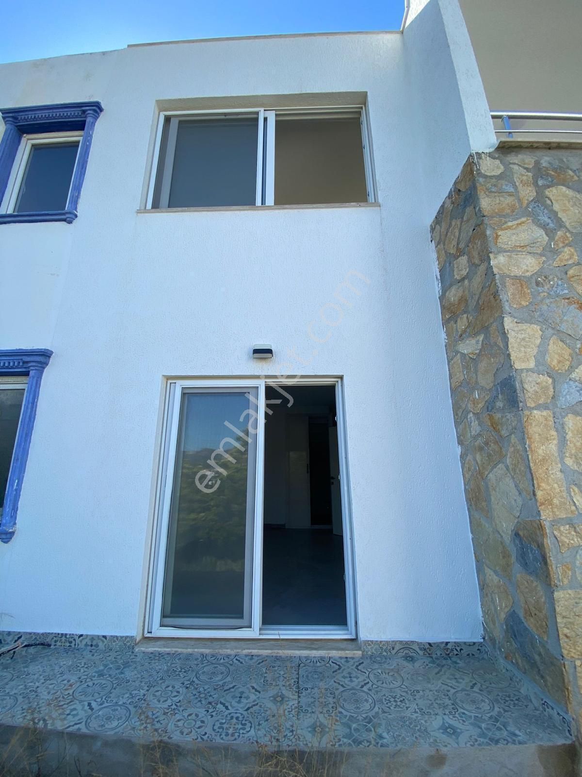 Gümüşlük Karakaya'da Özel Plajlı Satılık 2+1 Dubleks - Görsel 23