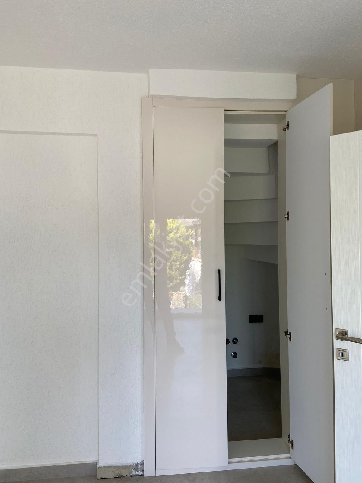 Gümüşlük Karakaya'da Özel Plajlı Satılık 2+1 Dubleks - Görsel 12