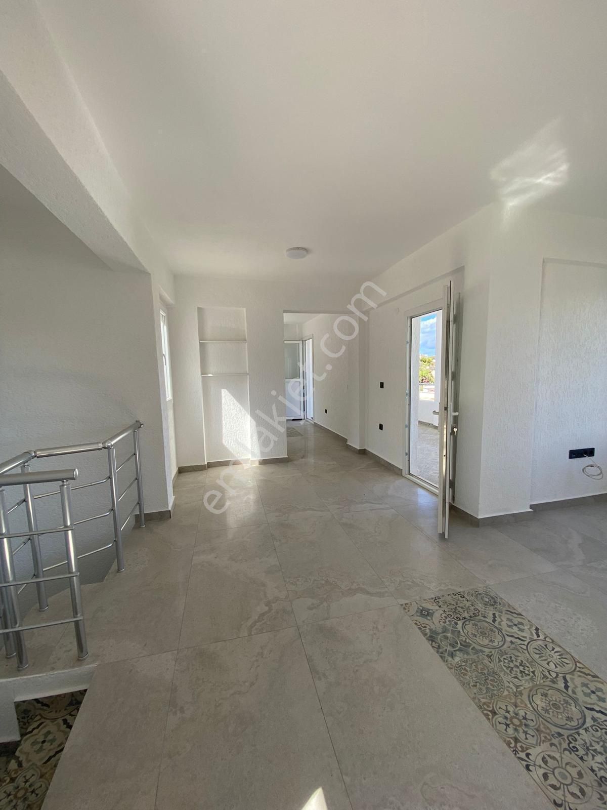 Gümüşlük Karakaya'da Özel Plajlı Satılık 2+1 Dubleks - Görsel 5