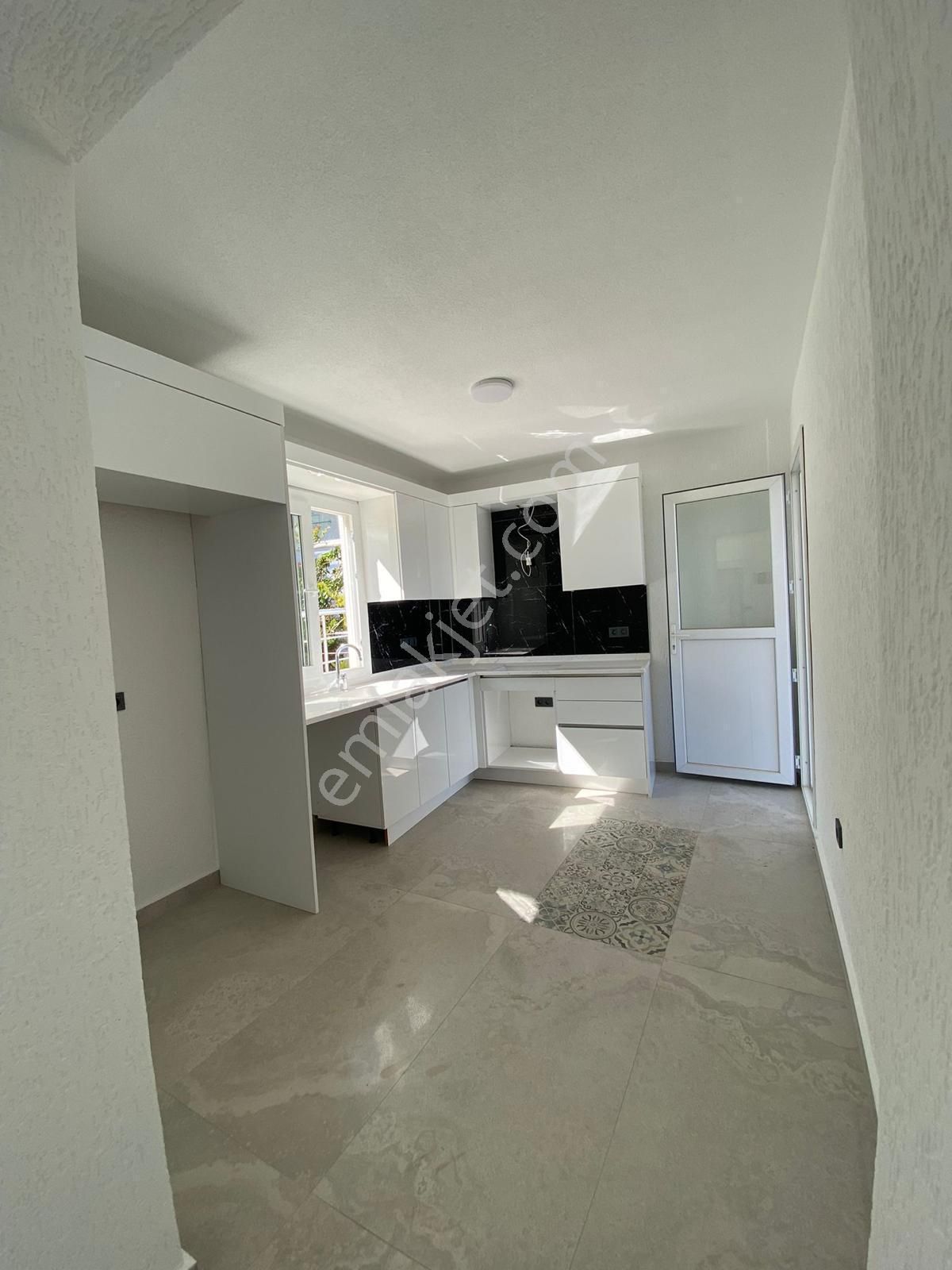 Gümüşlük Karakaya'da Özel Plajlı Satılık 2+1 Dubleks - Görsel 7