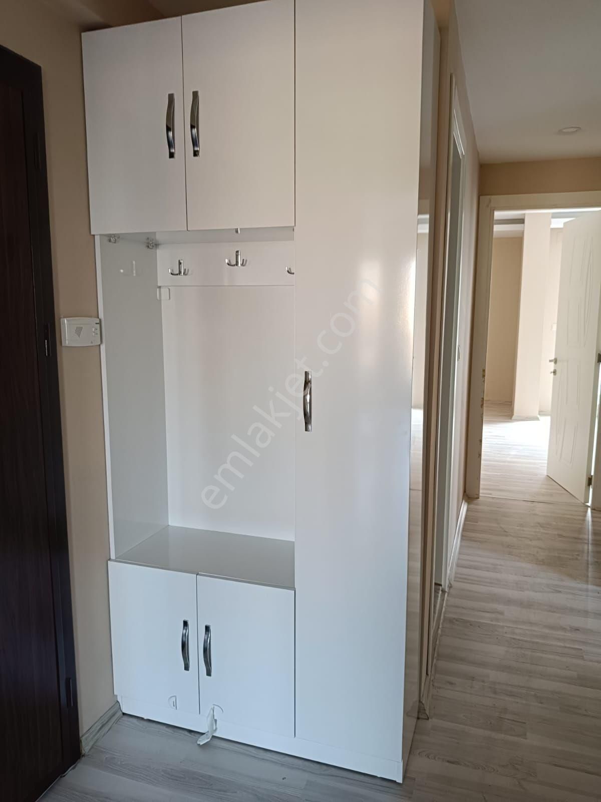 Cadde Üstü 2+1 Az Katlı Hasarsız - Görsel 17