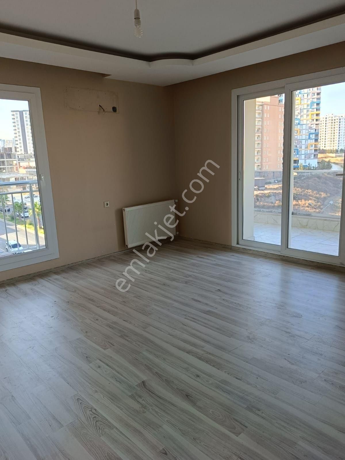 Cadde Üstü 2+1 Az Katlı Hasarsız - Görsel 5