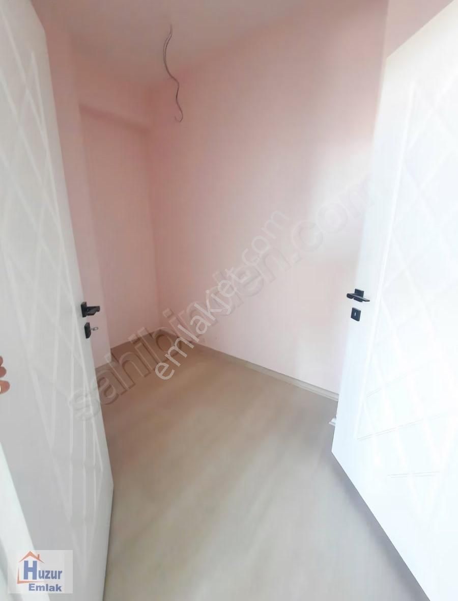 Uydukent Çevre Yolu Üzerinde 5+1 Lüx Satılık Daire.. - Görsel 2