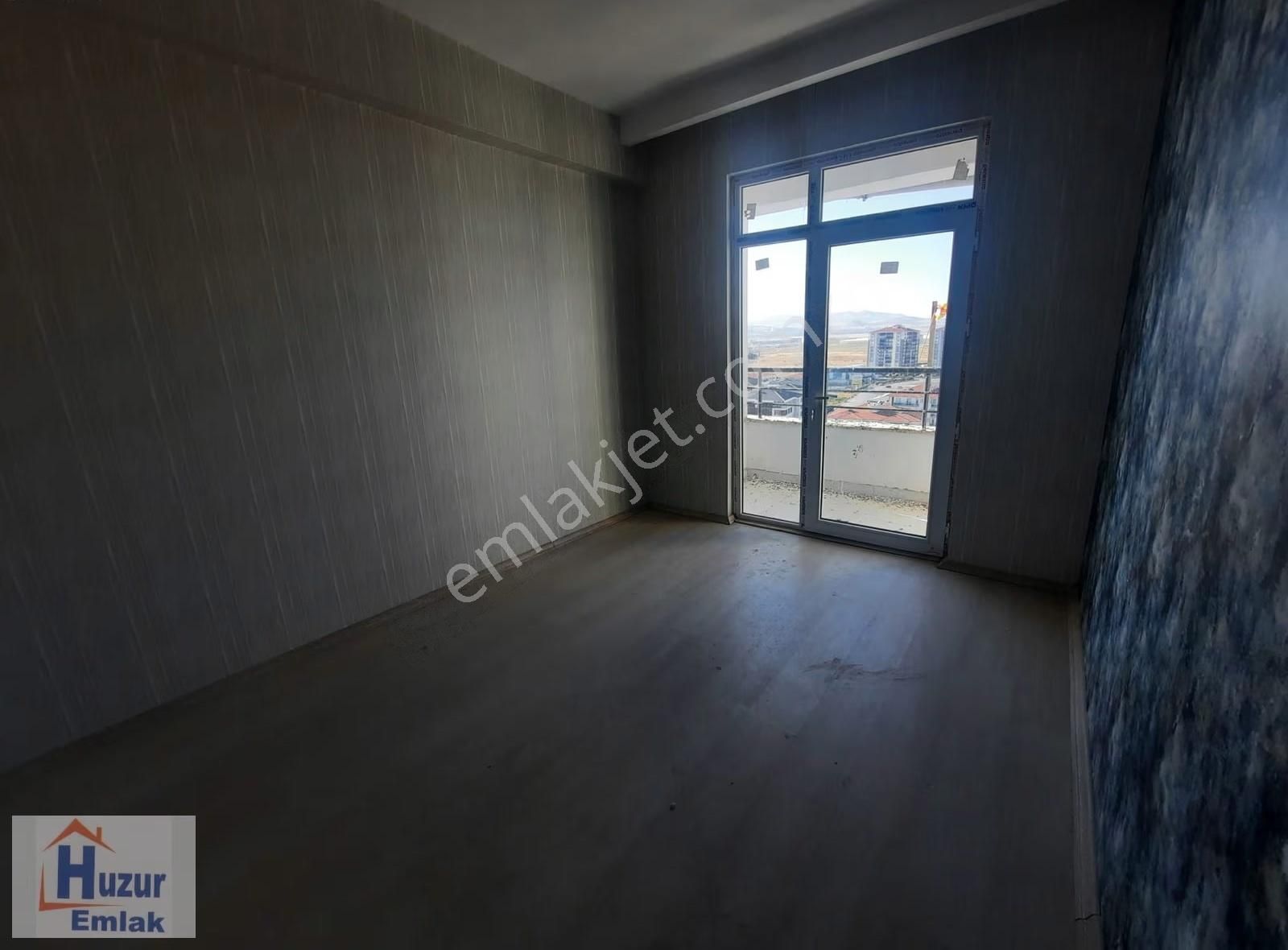 Uydukent Çevre Yolu Üzerinde 5+1 Lüx Satılık Daire.. - Görsel 10