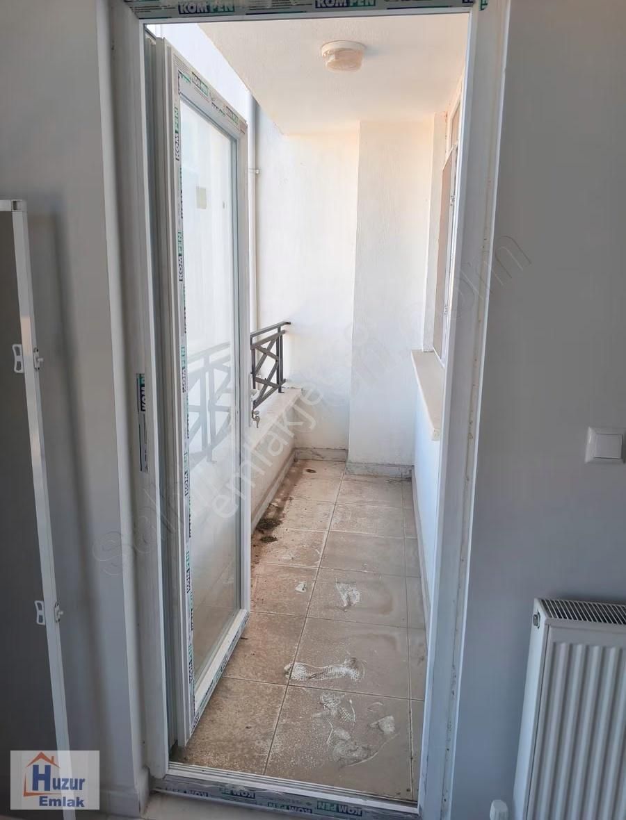 Karşıyaka Mahallesine Ana Cadde Üzerinde Satılık 3+1 Daire..! - Görsel 4